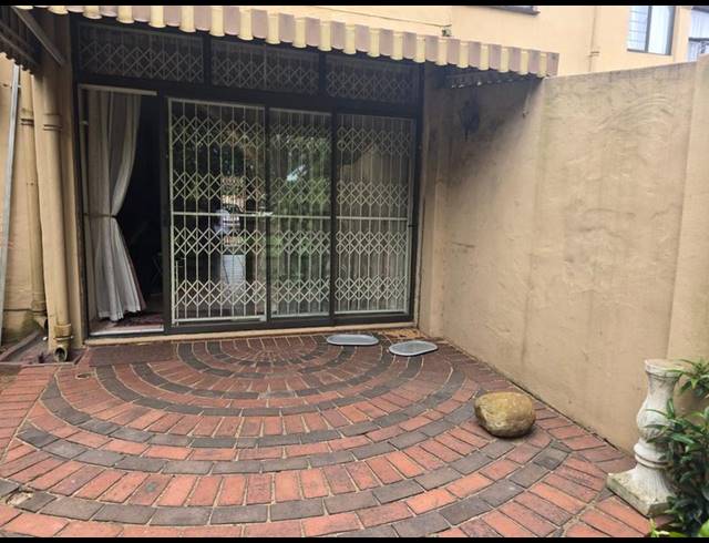 3 BEDROOM COMPLEX FOR SALE IN MONTCLAIR